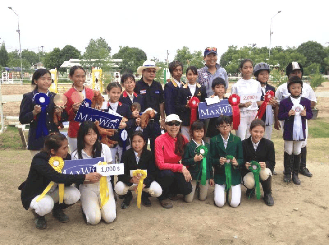 งาน “ FEI world jumping challenge & FEI children's international classic 2012 gold tour...